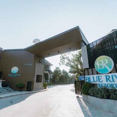 Blue River Resort Phitsanulok Exterior photo
