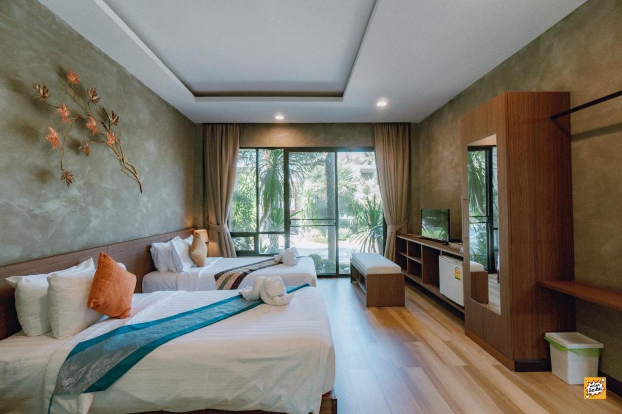 Blue River Resort Phitsanulok Exterior photo